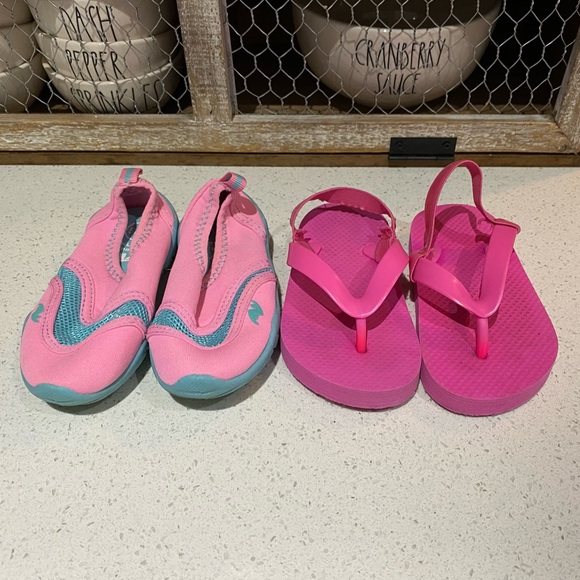 Toddler Size 5/6 Water Shoes & Sling Back Sandals - Picture 1 of 2